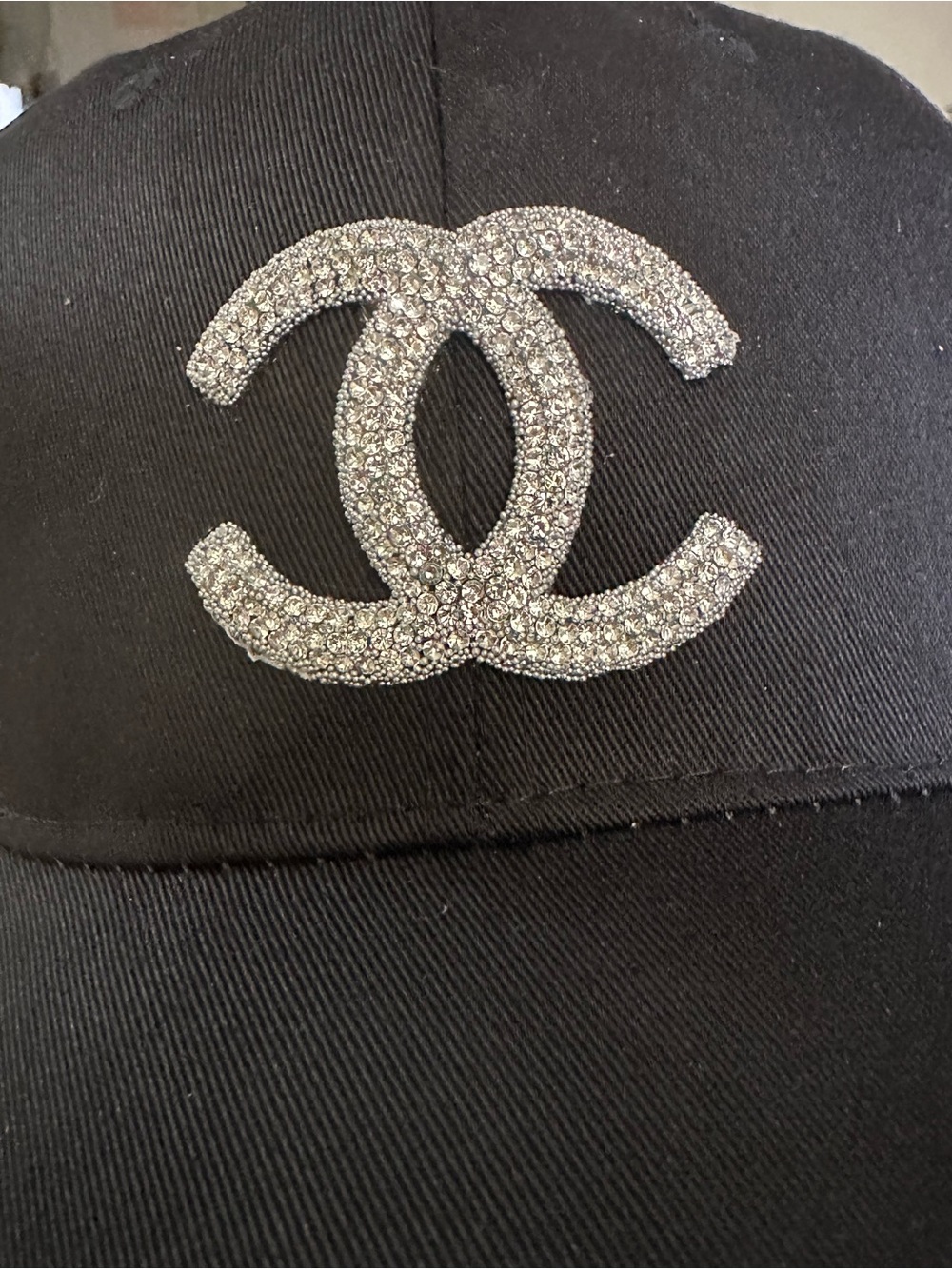 Black baseball ladies cap with crystal CC logo - Picture 2 of 7
